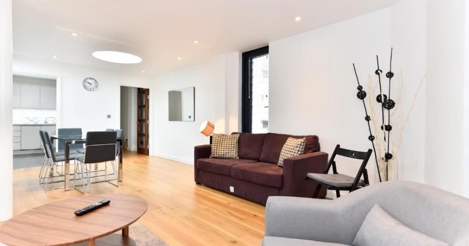 Budget-Friendly Stays: Affordable Hotels Near Tower Bridge