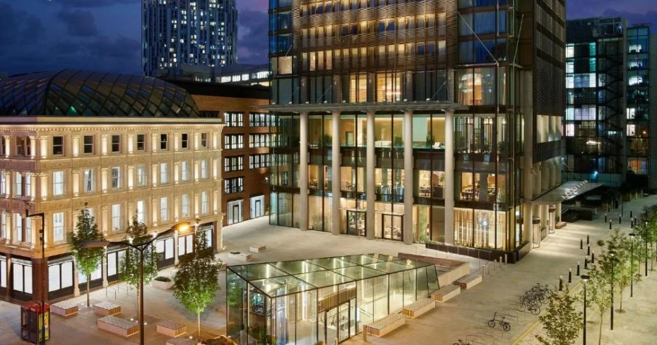 Romantic Getaways: Boutique Hotels Near Tower Bridge