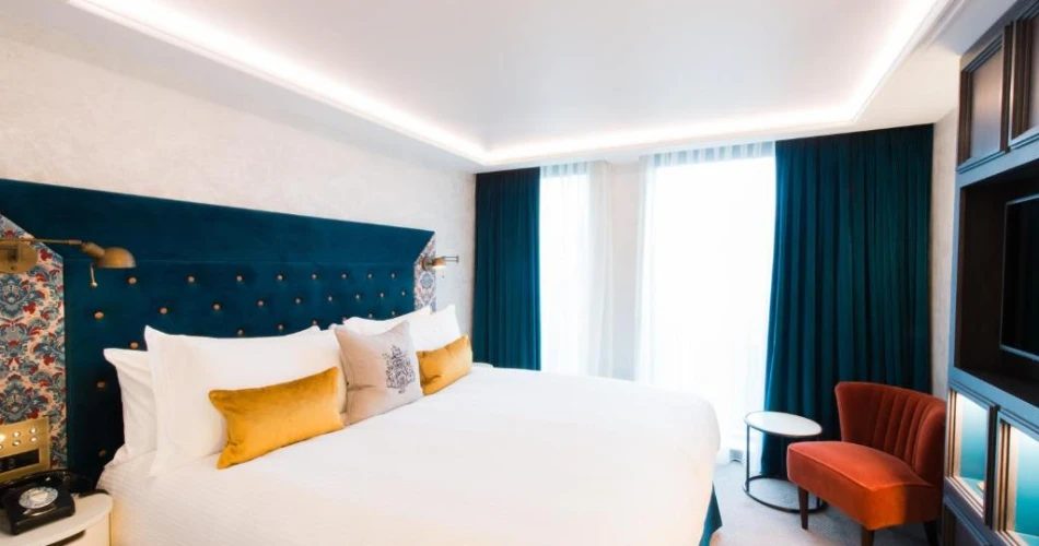 Wake Up to a View: Hotels Overlooking Tower Bridge
